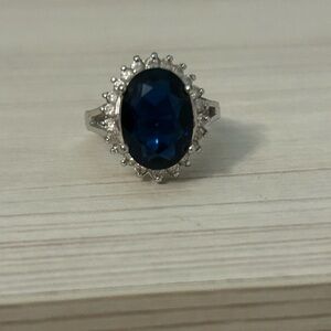 Kate Middleton/Princess Diana Replica Engagement Ring Costume Jewelry